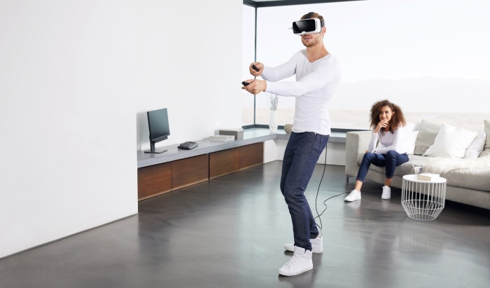 ޥۤɽǥХȤPCVRإåɥåȡZEISS VR ONE Connectȯɽ