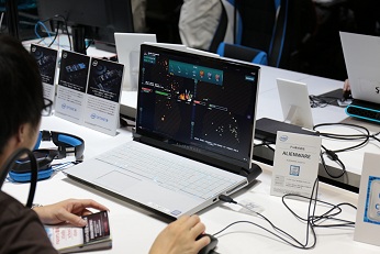 TGS 2019NTTɥ⤬ʤ5Gȥ꡼ߥ󥰡ܻİԻåǿϸΤ