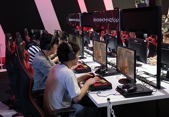 TGS 2019NTTɥ⤬ʤ5Gȥ꡼ߥ󥰡ܻİԻåǿϸΤ