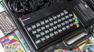 ѹ񥲡ȳClive Sinclair˷ɰդɽ